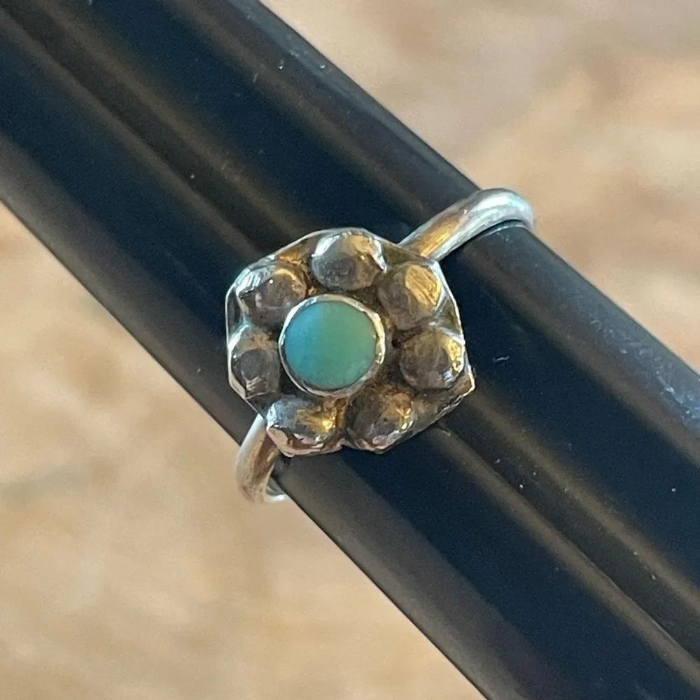 Small Sterling/Turquoise Flower Ring